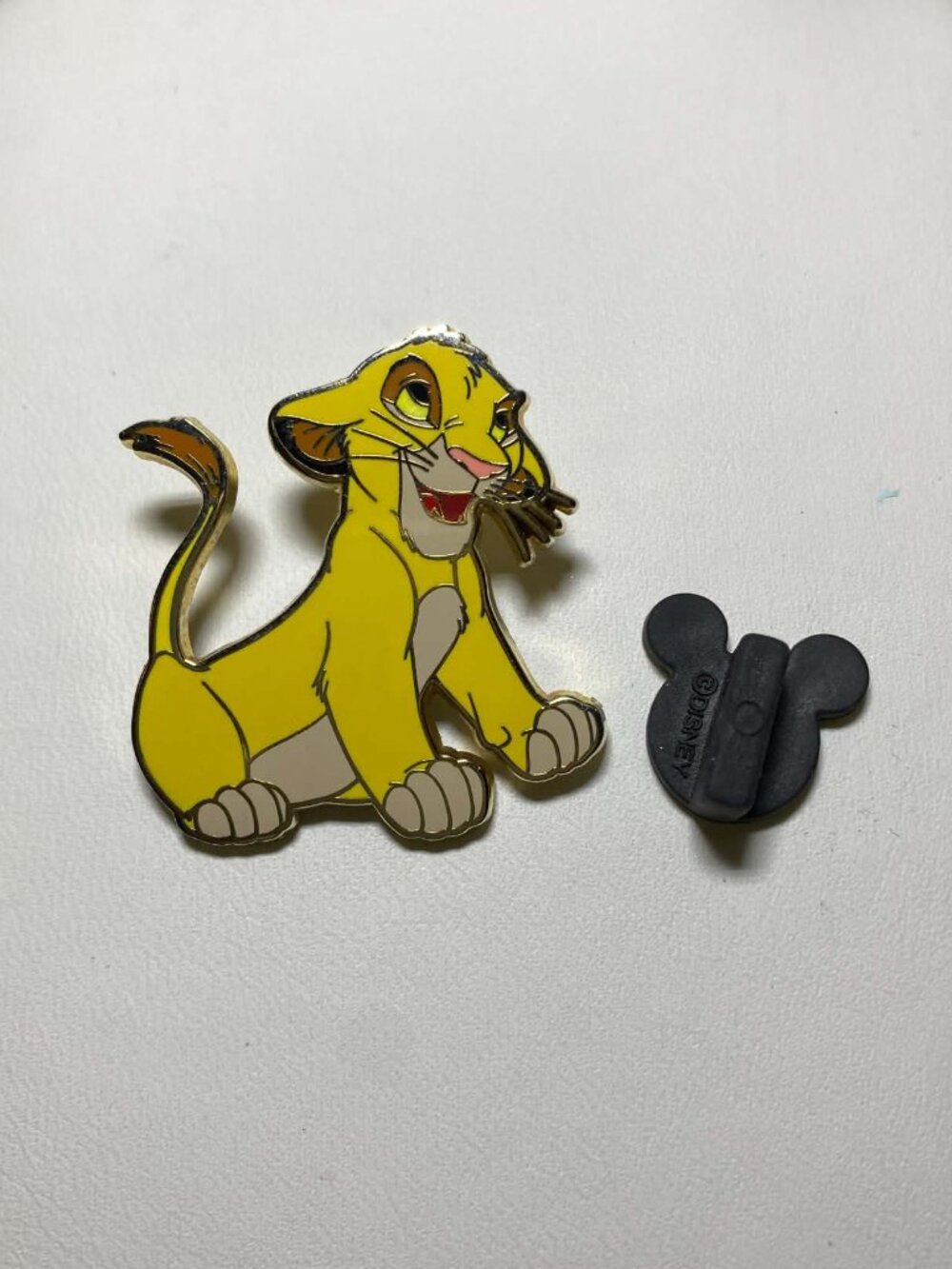 Y2K Disney Collectible Simba Trading Pin Lion King Vintage Mickey Mouse